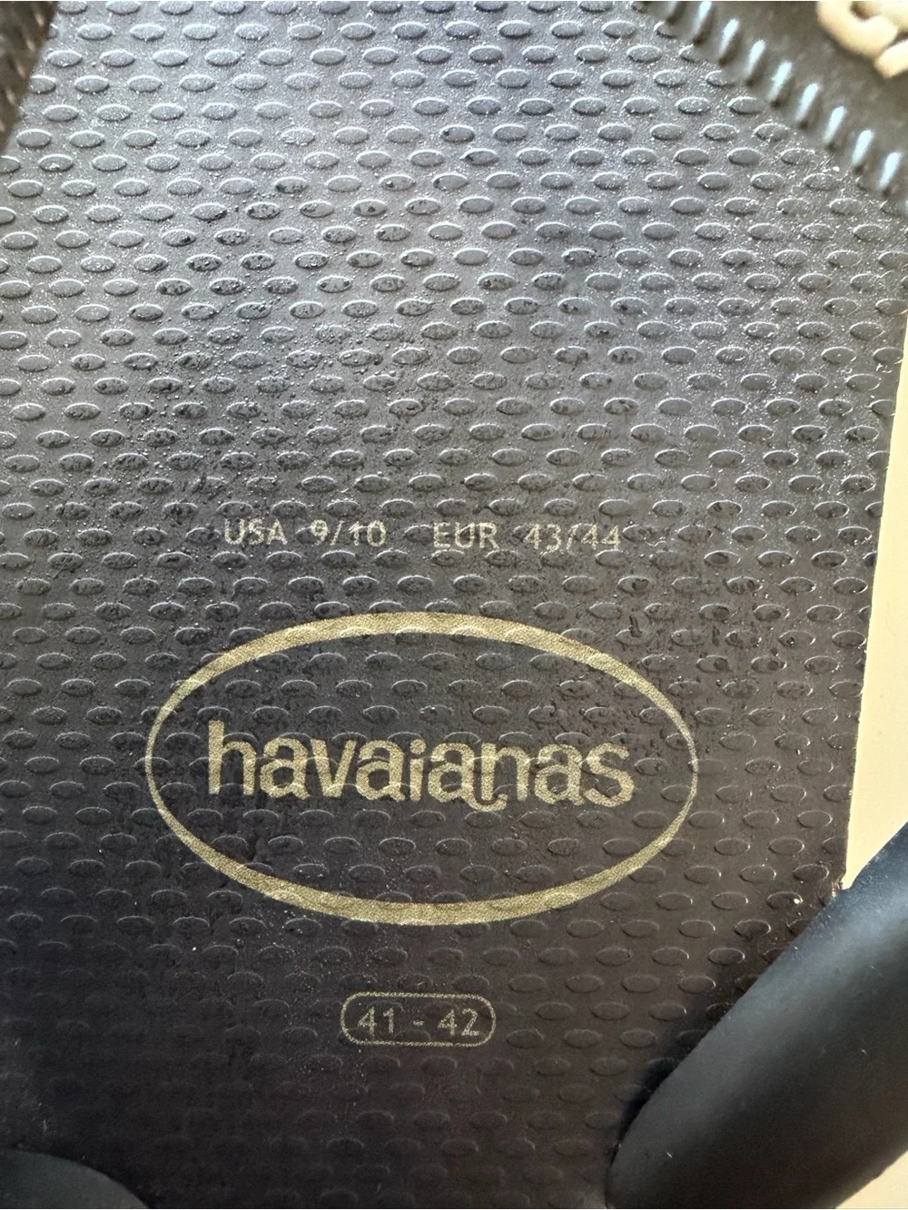 Havaianas Men’s Black Flip Flops with Camo Accent